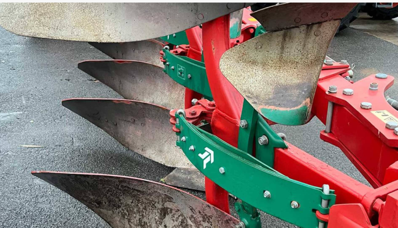 Скидки на технику Kverneland: машины из наличия на складе в Липецке и на демо машины!