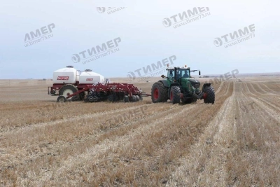 Пневматическая сеялка Salford 522