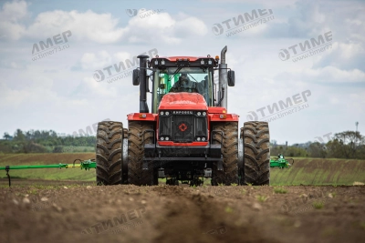 Трактор Кировец К-7М