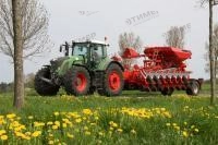 Пропашная сеялка Kverneland Optima TFmaxi