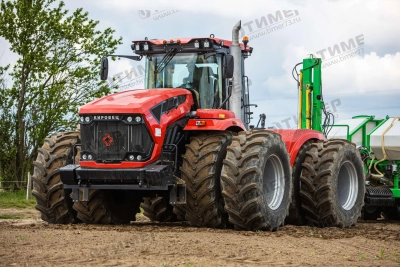 Трактор Кировец К-7М