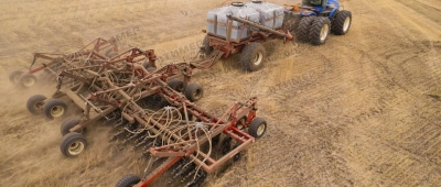 Пневматическая сеялка Salford 525