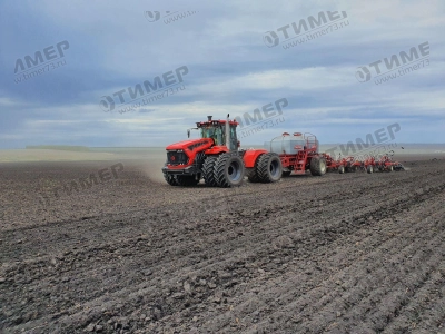 Трактор Кировец К-7М